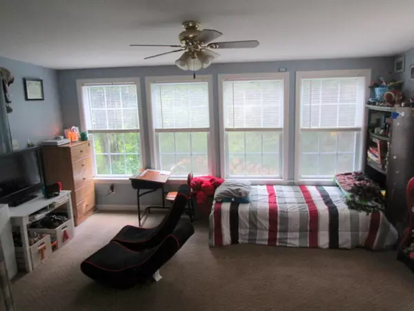 Greene, ME 04236,150 Meadow Hill RD