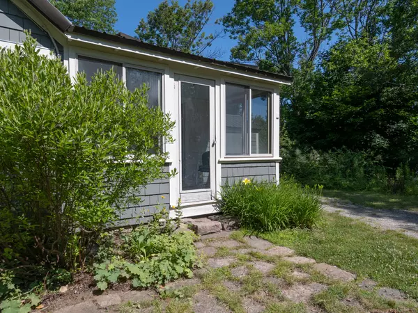 Mount Desert, ME 04660,20 Grover AVE