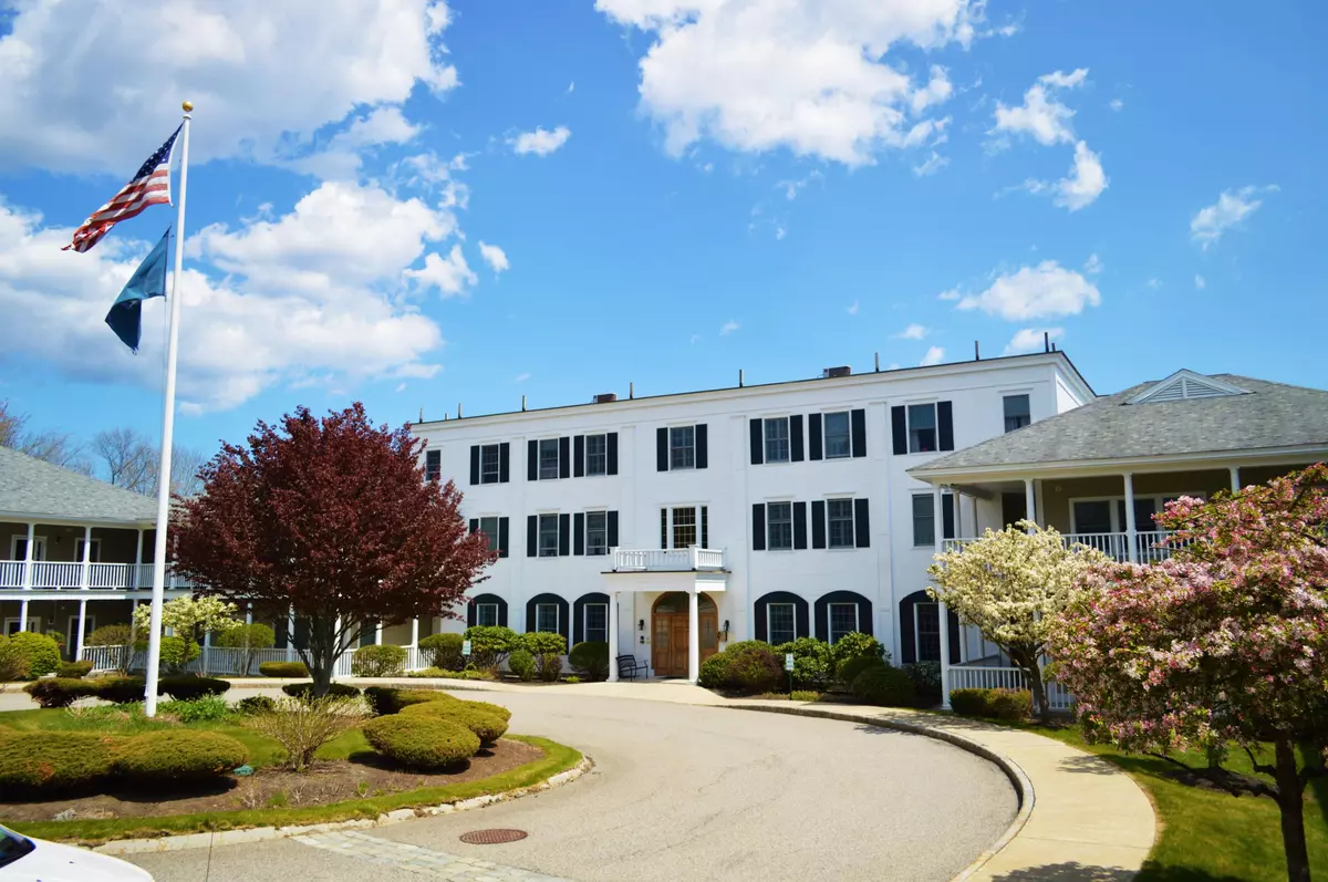 Kennebunk, ME 04043,106 Farragut WAY #138