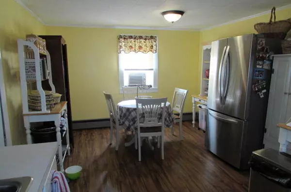 Howland, ME 04448,17 Lagrange RD