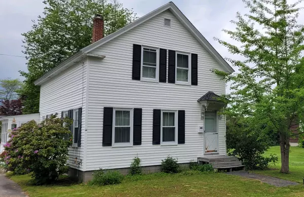 29 Lafayette ST, Saco, ME 04072