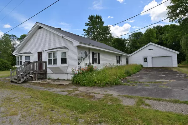 59 Main ST, Winn, ME 04495