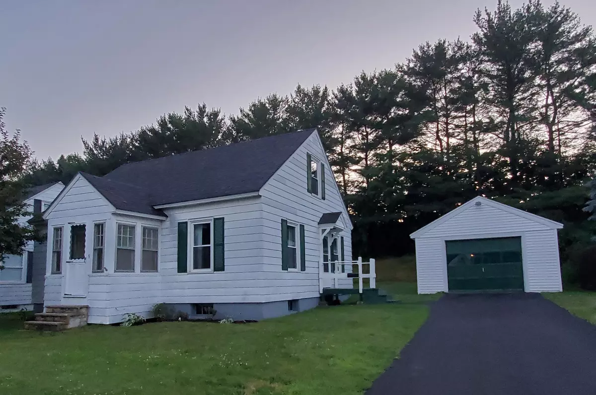 Waterville, ME 04901,9 Collette ST