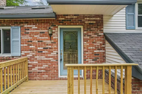 Lyman, ME 04002,404 Mast RD