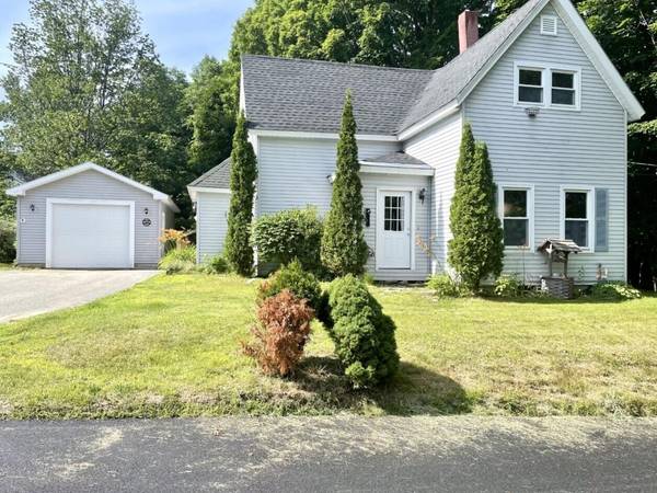 20 Miller ST, Benton, ME 04901