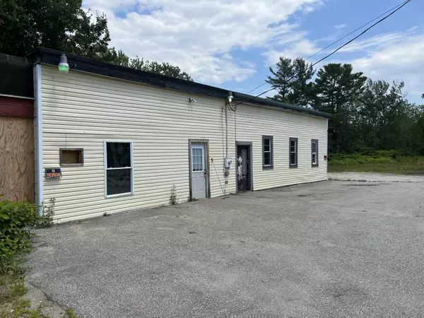 Lisbon, ME 04250,8 Lisbon ST