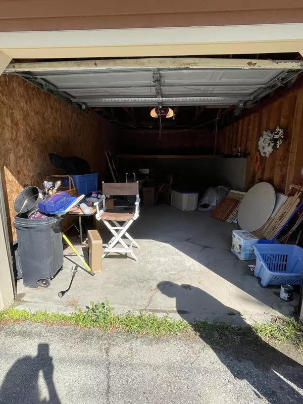 Waterville, ME 04901,9 Lincoln Woods LN #9