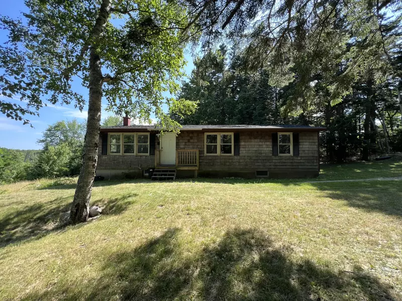 11 Riverside DR, Castine, ME 04421