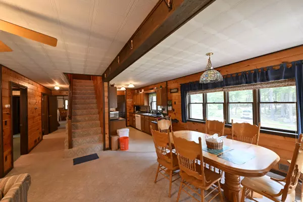 Lakeville, ME 04487,309 Rocky RD