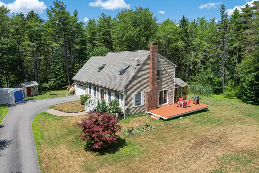 27 Libby LN, Brunswick, ME 04011