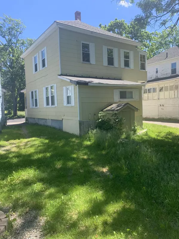 Millinocket, ME 04462,91 Elm ST