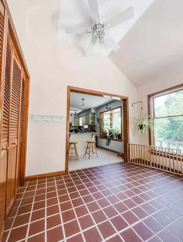 Pownal, ME 04069,29 Woodland RD