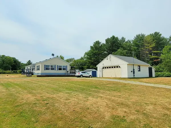 Hermon, ME 04401,406 Billings RD