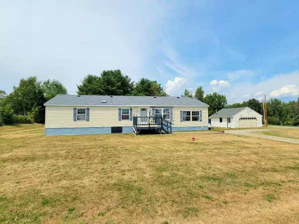 Hermon, ME 04401,406 Billings RD