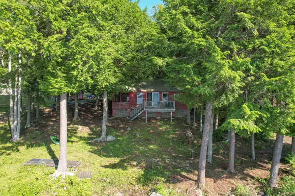 Sidney, ME 04330,186 Rainbow LN