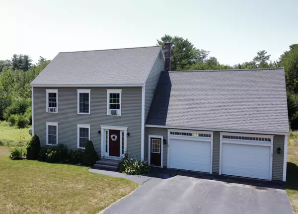 41 Shamrock DR, Gorham, ME 04038