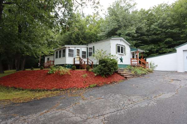 786 Sawyer RD, Greene, ME 04236