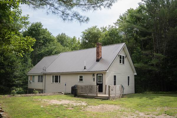 376 Griffin RD, Levant, ME 04456