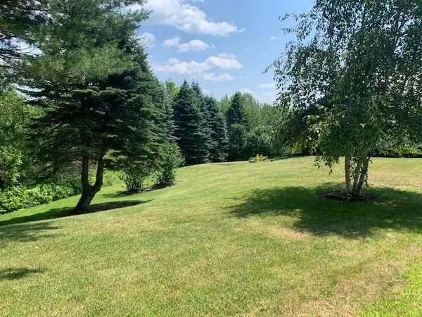 Wilton, ME 04294,895 Orchard DR