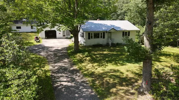 177 Mccarty RD, Glenburn, ME 04401