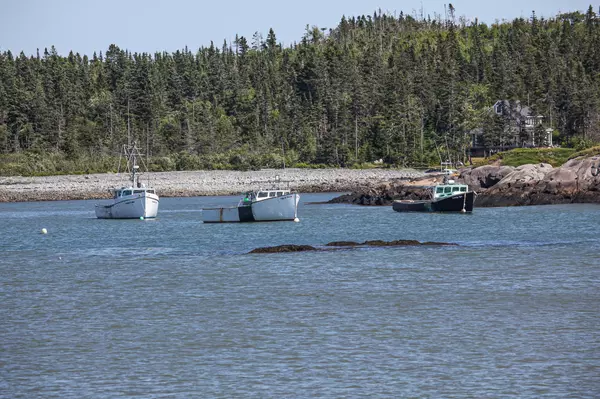 Lubec, ME 04652,10 Wycove WAY