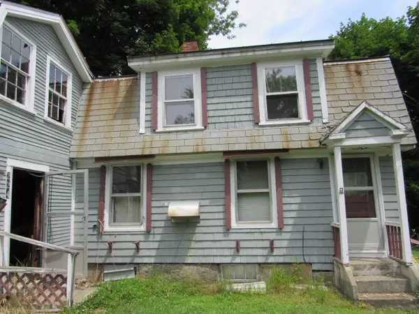 Oakland, ME 04963,224 Oak ST