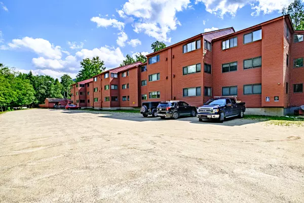 Newry, ME 04261,8 Northway DR #1-310