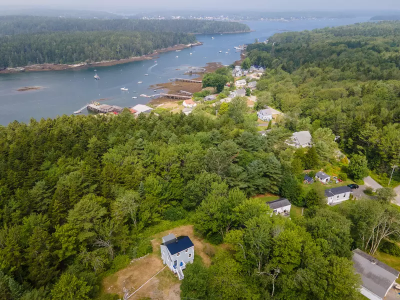 19 Bailey RD, Phippsburg, ME 04562