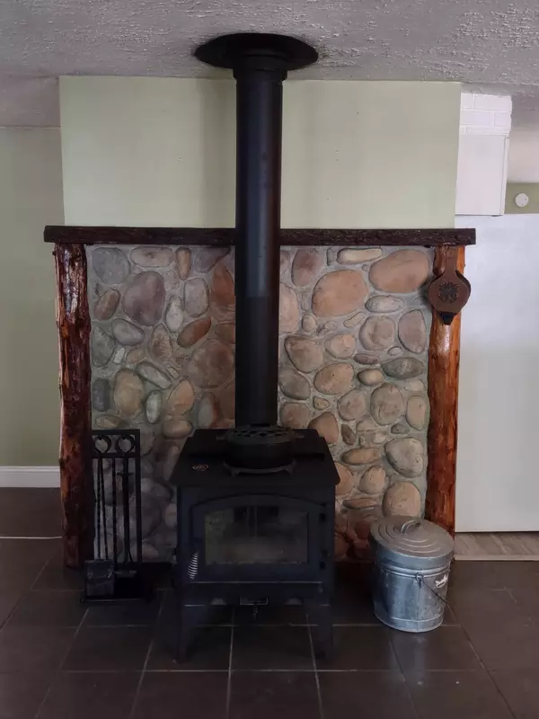 Otisfield, ME 04270,82 Oak Hill RD