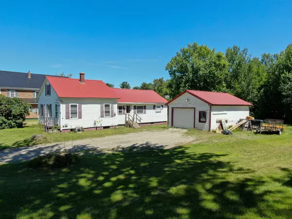 Howland, ME 04448,71 Water Street