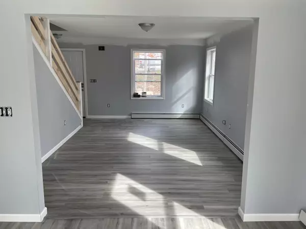 Waterboro, ME 04061,47 Mayfair WAY