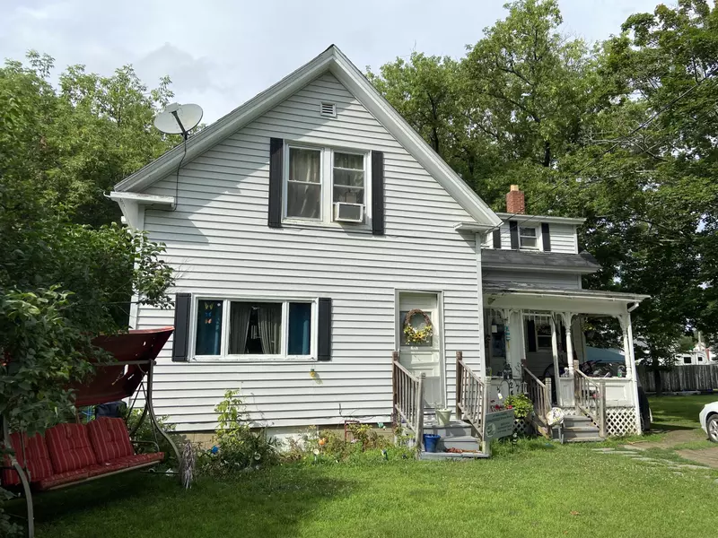 24 Silver ST, Fairfield, ME 04937