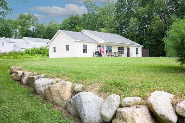 Oakland, ME 04963,125 High ST