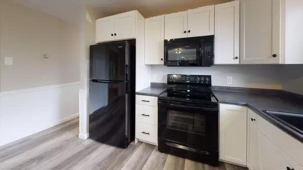 Monmouth, ME 04259,1012 Main ST