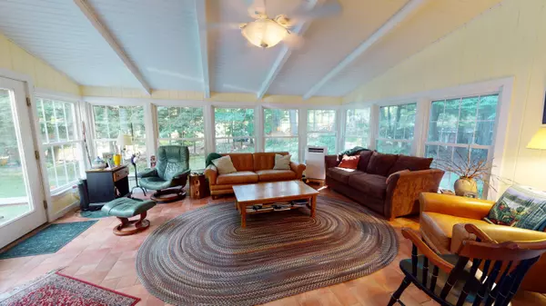 Orono, ME 04473,9 Sunrise TER