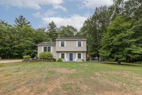 91 Whitney RD, Gray, ME 04039