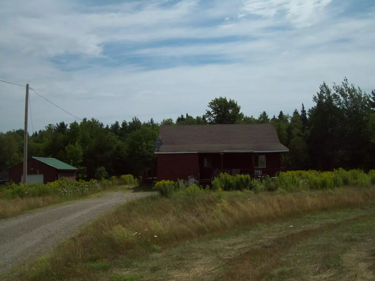 Springfield, ME 04487,121 Town Line RD