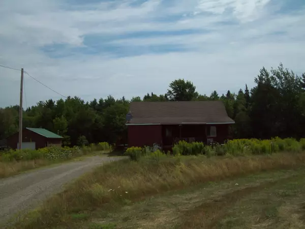 121 Town Line RD, Springfield, ME 04487