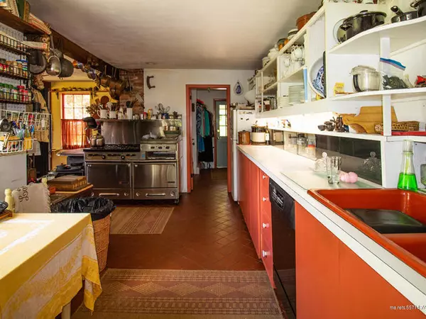 Westport Island, ME 04578,314 E Shore RD