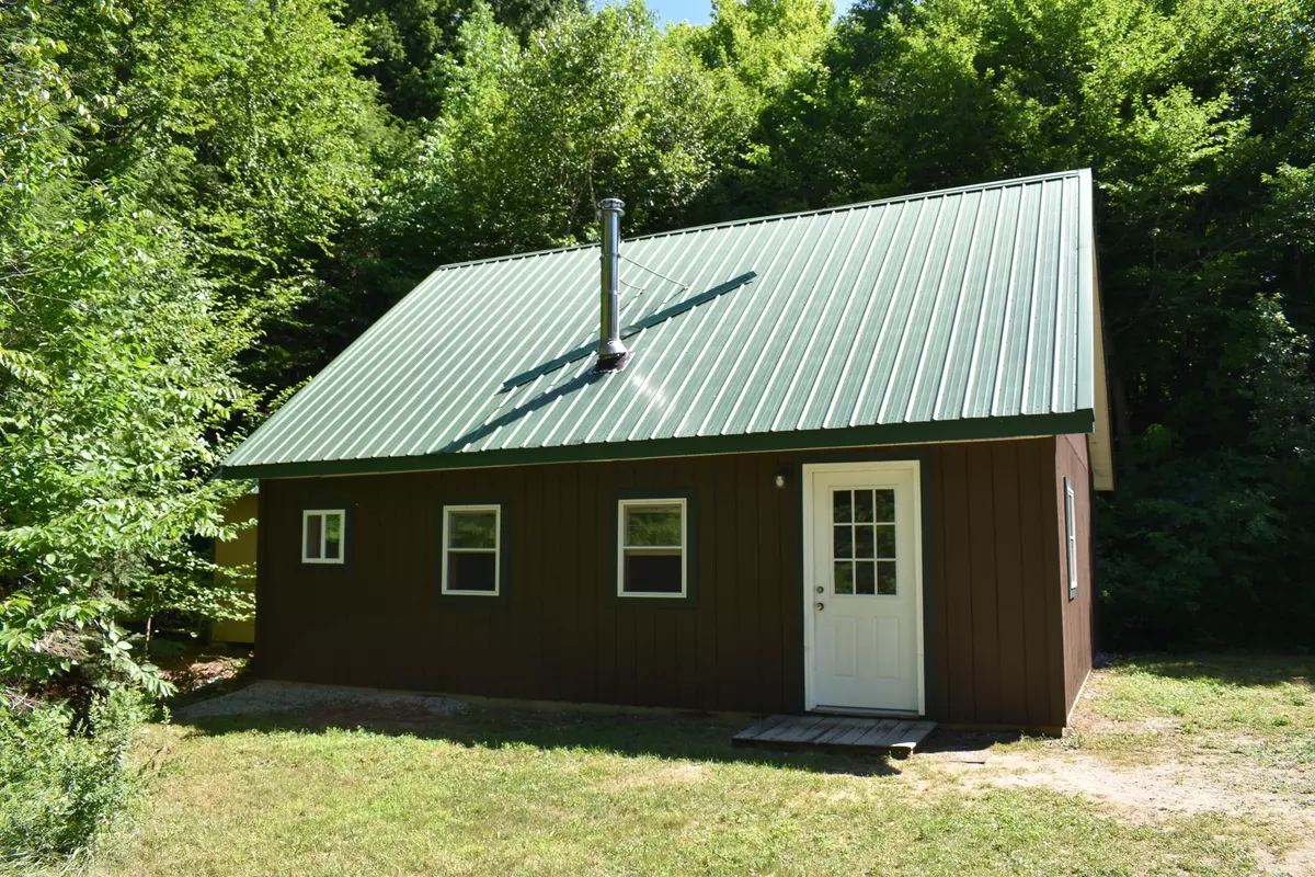 Lakeville, ME 04487,284 Spaulding Pond RD