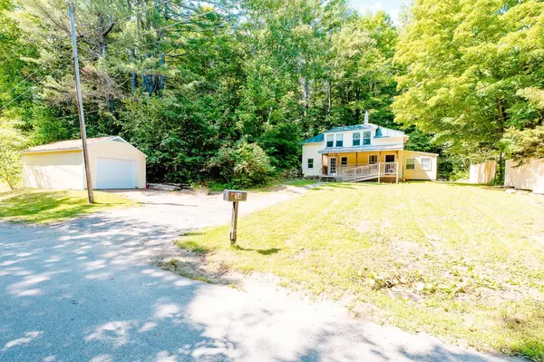 14 Sewall St ST, Wilton, ME 04294