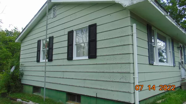 Greenbush, ME 04418,170 Military RD