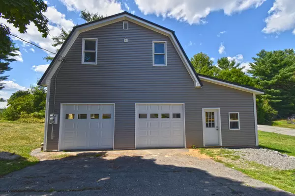 Hermon, ME 04401,26 Vafiadis AVE