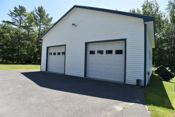 Norridgewock, ME 04957,685 Ward Hill RD