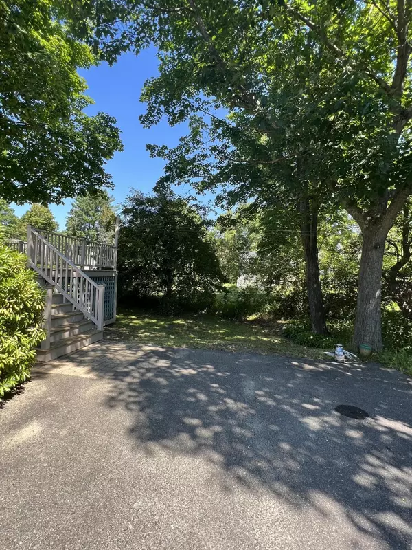 Richmond, ME 04357,11 Tallman ST