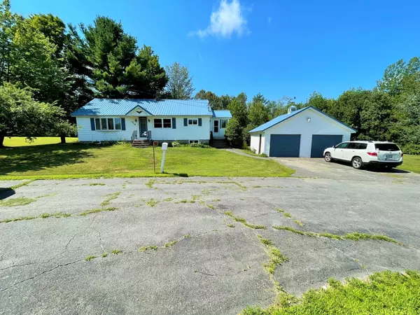 1214 Dexter Road RD, Corinna, ME 04928