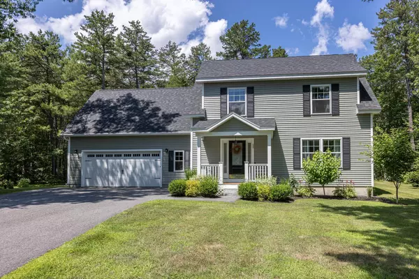 29 Laura LN, Gorham, ME 04038