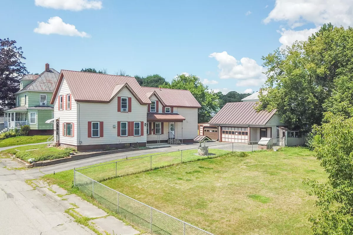 Waterville, ME 04901,13 Edwards ST