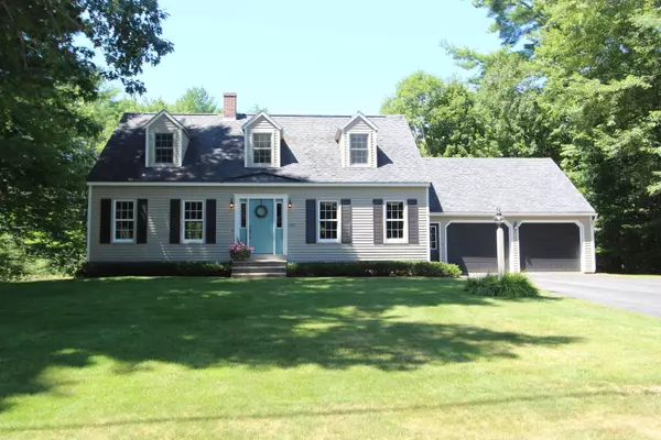 138 Cedarwood RD, Auburn, ME 04210