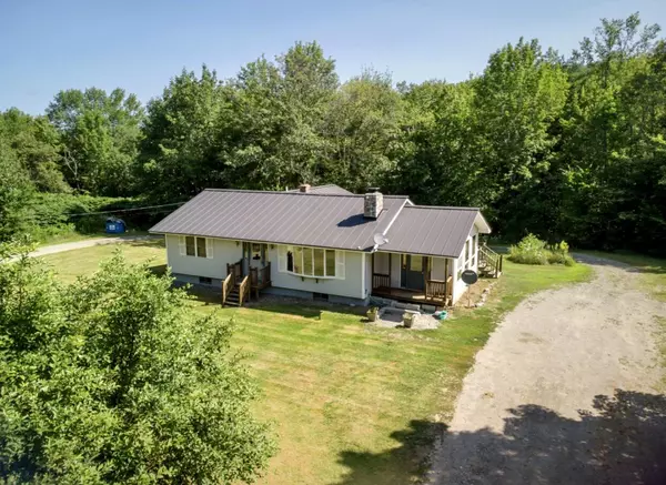 60 Chandler RD, Monroe, ME 04951